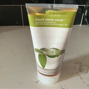 Grassroots body invigorating shower gel 8.5 oz all organic mint,green tea